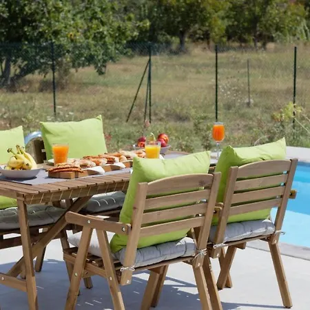 Vilă Corfu Garden Kompítsion
