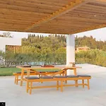 Villa Corfu Garden Kompítsion