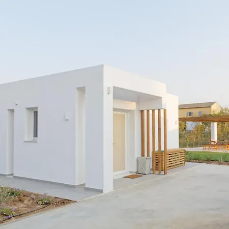 Corfu Garden Вилла Kompitsion